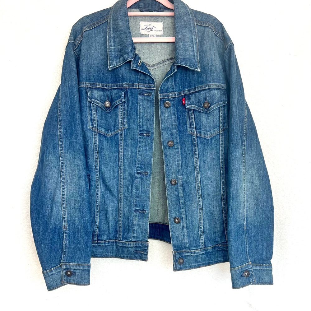 Levi's Jean Jacket - Picture 3 of 7